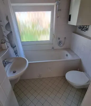 Citynahe Gemuetliche Mit 5 Schlafzimmern * 빌레펠트