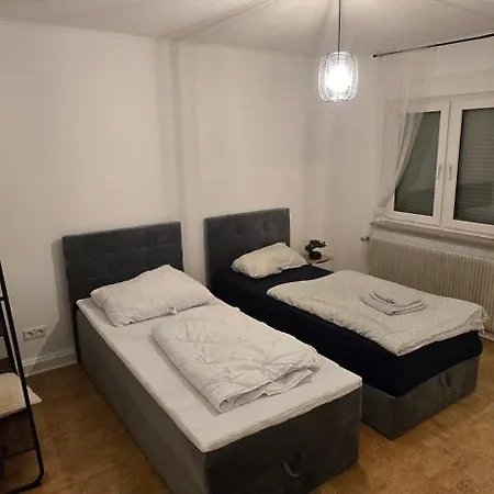 Apartmán Citynahe Gemuetliche Mit 5 Schlafzimmern