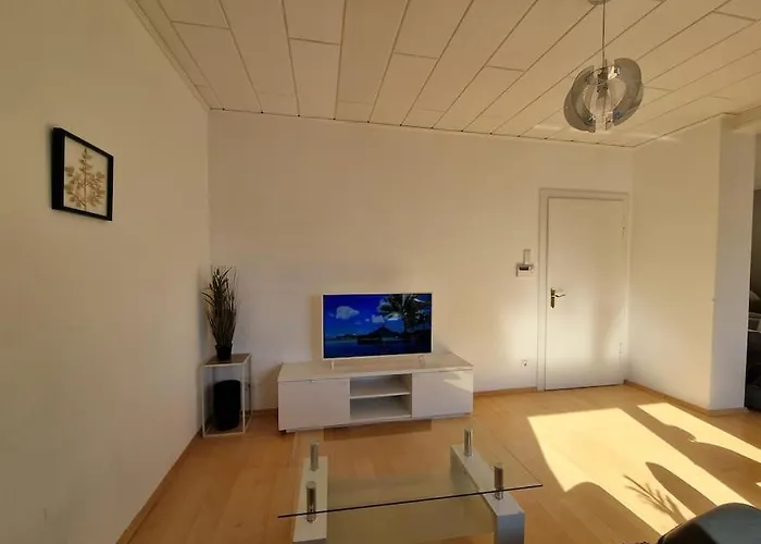 Citynahe Gemuetliche Mit 5 Schlafzimmern Appartement